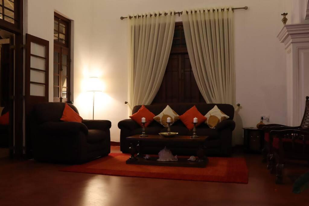Colonial Residence Kandy Villa Eksteriør bilde