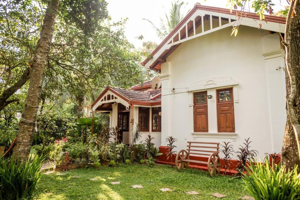 Colonial Residence Kandy Villa Eksteriør bilde