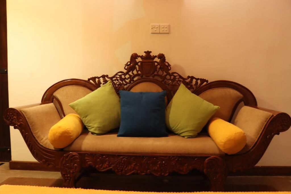 Colonial Residence Kandy Villa Eksteriør bilde